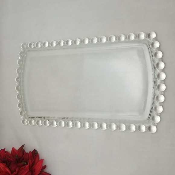 Beaded Edge Glass Vanity Tray - Picture 3 of 11